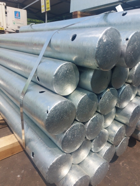 Cột điện mạ kẽm